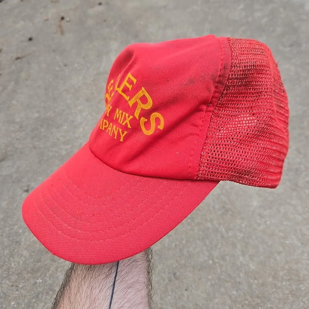 VTG Dealers Ready Mix Kansas City MO Red Trucker Hat Snapback Construction 1980s